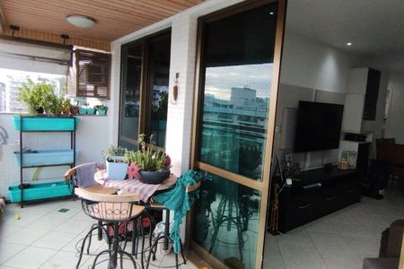 Apartamento à venda com 80m², 2 quartos e 1 vaga