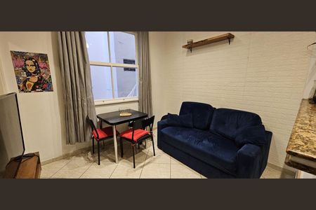 Apartamento à venda com 33m², 1 quarto e sem vaga