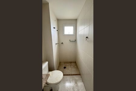 Apartamento à venda com 85m², 3 quartos e 2 vagas Apartamento à venda com 85m², 3 quartos e 2 vagasBanheiro da Suíte