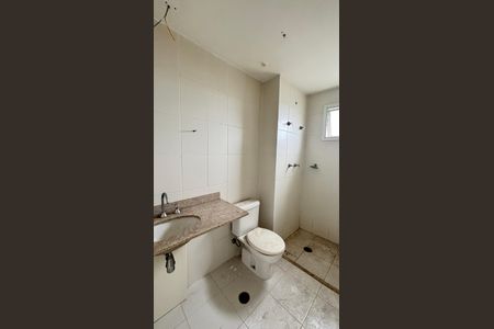 Apartamento à venda com 85m², 3 quartos e 2 vagas Apartamento à venda com 85m², 3 quartos e 2 vagasBanheiro da Suíte