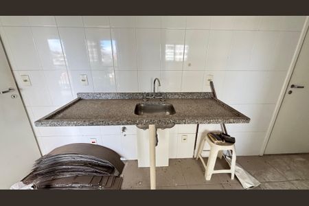 Apartamento à venda com 85m², 3 quartos e 2 vagas Apartamento à venda com 85m², 3 quartos e 2 vagasCozinha