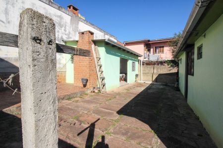Casa à venda com 150m², 3 quartos e 2 vagas Casa à venda com 150m², 3 quartos e 2 vagasQuintal