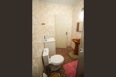 Casa à venda com 150m², 3 quartos e 2 vagas Casa à venda com 150m², 3 quartos e 2 vagasBanheiro Social