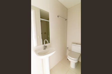 Apartamento à venda com 189m², 3 quartos e 3 vagasBanheiro de Serviço