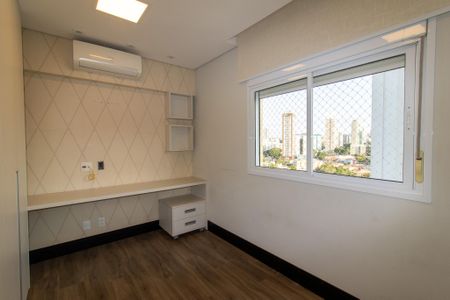 Apartamento à venda com 189m², 3 quartos e 3 vagasQuarto 2