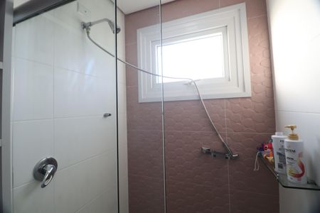 Apartamento à venda com 131m², 2 quartos e 3 vagasBanheiro da Suíte 1