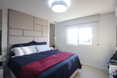 Apartamento à venda com 131m², 2 quartos e 3 vagasSuite 2