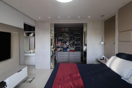 Apartamento à venda com 131m², 2 quartos e 3 vagasSuite 2