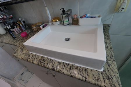 Apartamento à venda com 141m², 3 quartos e 2 vagasBanheiro da Suíte Master - Pia