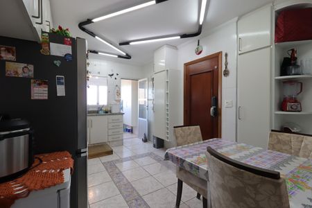 Apartamento à venda com 141m², 3 quartos e 2 vagasCozinha