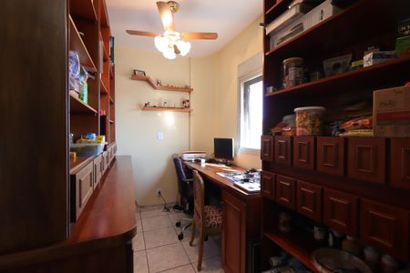 Apartamento à venda com 141m², 3 quartos e 2 vagasQuarto de Serviço