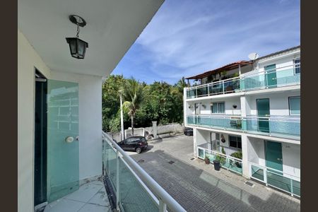 Casa de condomínio à venda com 132m², 3 quartos e 1 vaga Casa de condomínio à venda com 132m², 3 quartos e 1 vagaSuíte 1 - Varanda