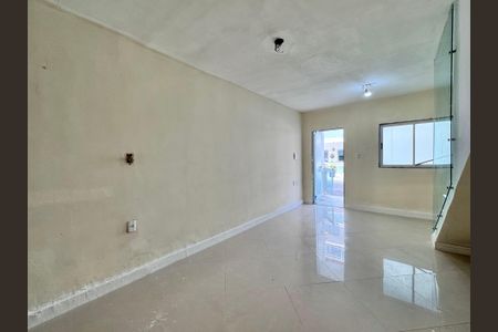 Casa de condomínio à venda com 132m², 3 quartos e 1 vaga Casa de condomínio à venda com 132m², 3 quartos e 1 vagaSala