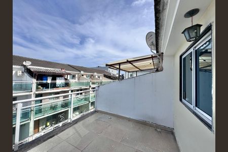 Casa de condomínio à venda com 132m², 3 quartos e 1 vaga Casa de condomínio à venda com 132m², 3 quartos e 1 vagaTerraço