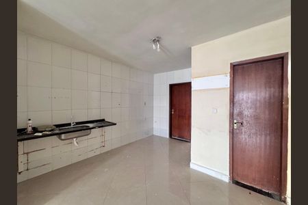 Casa de condomínio à venda com 132m², 3 quartos e 1 vaga Casa de condomínio à venda com 132m², 3 quartos e 1 vagaCozinha