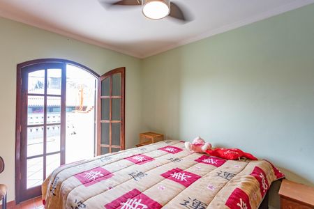 Casa à venda com 180m², 3 quartos e 2 vagas Casa à venda com 180m², 3 quartos e 2 vagasQuarto 1 - suíte
