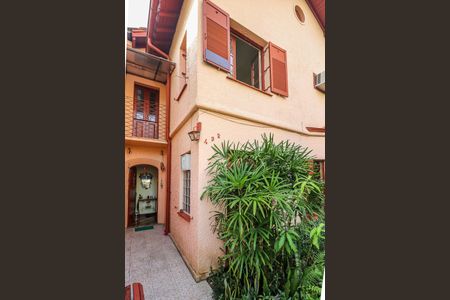 Casa à venda com 380m², 5 quartos e 2 vagasFachada