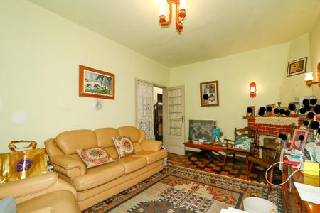 Casa à venda com 380m², 5 quartos e 2 vagasSala