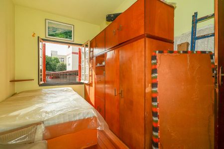 Casa à venda com 380m², 5 quartos e 2 vagasQuarto 1