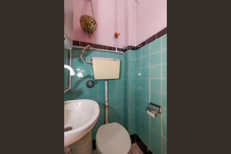 Casa à venda com 380m², 5 quartos e 2 vagasBanheiro da Suíte