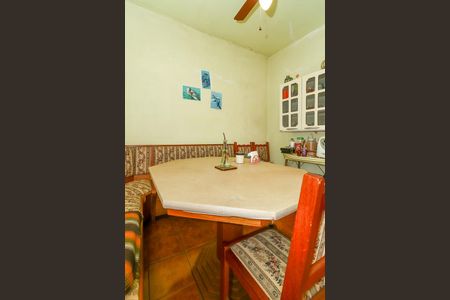 Casa à venda com 380m², 5 quartos e 2 vagasSala de Jantar