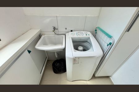 Apartamento à venda com 96m², 2 quartos e 1 vaga Apartamento à venda com 96m², 2 quartos e 1 vagaCobertura - Area de Serviço
