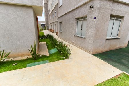 Apartamento à venda com 33m², 2 quartos e sem vaga Apartamento à venda com 33m², 2 quartos e sem vagaÁrea Comum