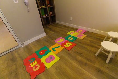 Apartamento à venda com 33m², 2 quartos e sem vaga Apartamento à venda com 33m², 2 quartos e sem vagaBrinquedoteca