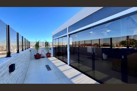 Apartamento à venda com 180m², 3 quartos e 2 vagasTerraço