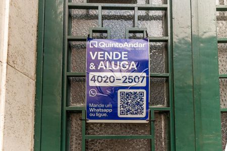 Apartamento à venda com 110m², 2 quartos e sem vaga Apartamento à venda com 110m², 2 quartos e sem vagaPlaquinha