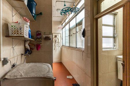 Apartamento à venda com 110m², 2 quartos e sem vaga Apartamento à venda com 110m², 2 quartos e sem vagaÁrea de Serviço