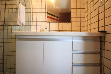 Apartamento para alugar com 45m², 1 quarto e 1 vaga Apartamento para alugar com 45m², 1 quarto e 1 vagaBanheiro Suíte