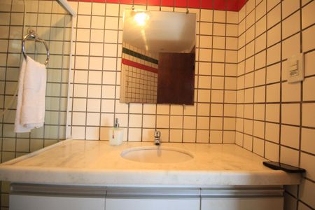 Apartamento para alugar com 45m², 1 quarto e 1 vaga Apartamento para alugar com 45m², 1 quarto e 1 vagaBanheiro Suíte