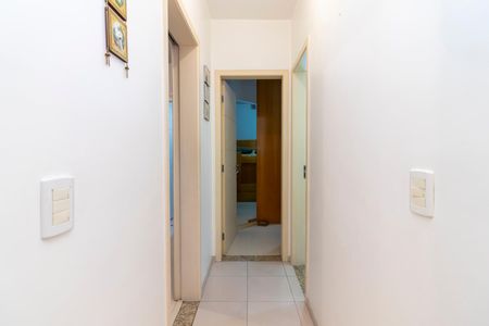 Apartamento à venda com 66m², 3 quartos e 2 vagas Apartamento à venda com 66m², 3 quartos e 2 vagasCorredor dos Quartos