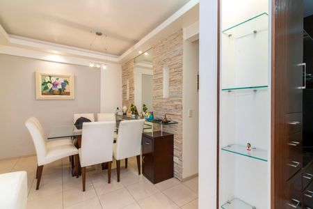 Apartamento à venda com 66m², 3 quartos e 2 vagas Apartamento à venda com 66m², 3 quartos e 2 vagasSala de Estar