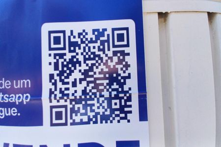 Casa à venda com 159m², 2 quartos e 2 vagas Casa à venda com 159m², 2 quartos e 2 vagasPlaca Instalada