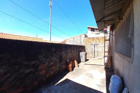 Casa à venda com 159m², 2 quartos e 2 vagas Casa à venda com 159m², 2 quartos e 2 vagasQuintal