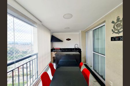 Apartamento à venda com 68m², 2 quartos e 1 vaga Apartamento à venda com 68m², 2 quartos e 1 vagaVaranda gourmet