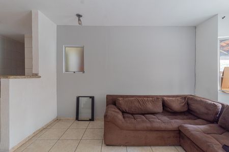 Casa de condomínio para alugar com 74m², 2 quartos e 1 vaga Casa de condomínio para alugar com 74m², 2 quartos e 1 vagaSala