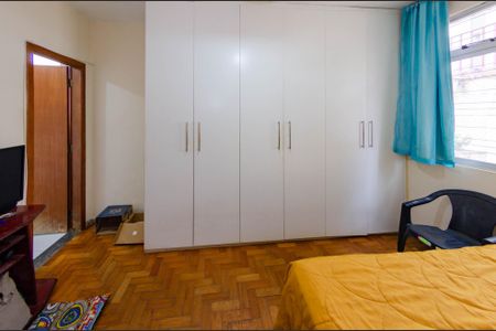 Apartamento à venda com 120m², 3 quartos e 1 vaga Apartamento à venda com 120m², 3 quartos e 1 vagaSuíte