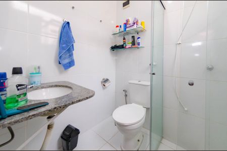 Apartamento à venda com 120m², 3 quartos e 1 vaga Apartamento à venda com 120m², 3 quartos e 1 vagaBanheiro suíte