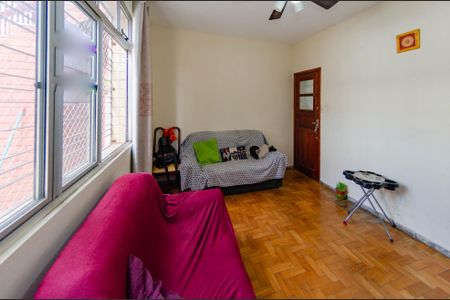 Apartamento à venda com 120m², 3 quartos e 1 vaga Apartamento à venda com 120m², 3 quartos e 1 vagaSala