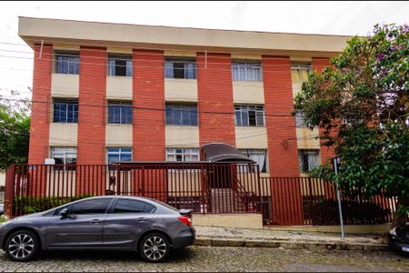 Apartamento à venda com 120m², 3 quartos e 1 vaga Apartamento à venda com 120m², 3 quartos e 1 vagaFachada