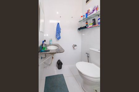 Apartamento à venda com 120m², 3 quartos e 1 vaga Apartamento à venda com 120m², 3 quartos e 1 vagaBanheiro suíte