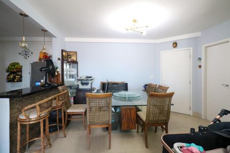 Apartamento à venda com 107m², 3 quartos e 3 vagas Apartamento à venda com 107m², 3 quartos e 3 vagasSala de Jantar