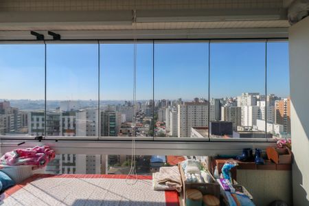Apartamento à venda com 107m², 3 quartos e 3 vagas Apartamento à venda com 107m², 3 quartos e 3 vagasVaranda da Suíte