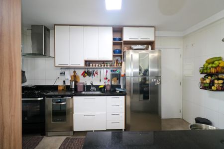 Apartamento à venda com 107m², 3 quartos e 3 vagas Apartamento à venda com 107m², 3 quartos e 3 vagasCozinha