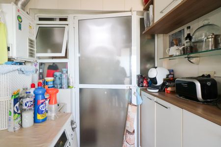 Apartamento à venda com 107m², 3 quartos e 3 vagas Apartamento à venda com 107m², 3 quartos e 3 vagasÁrea de Serviço