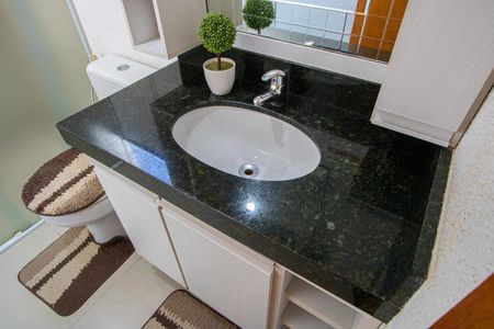 Casa à venda com 212m², 3 quartos e 5 vagas Casa à venda com 212m², 3 quartos e 5 vagasBanheiro  Suíte 1