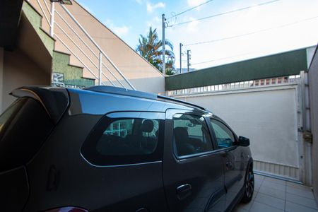 Casa à venda com 212m², 3 quartos e 5 vagas Casa à venda com 212m², 3 quartos e 5 vagasGaragem